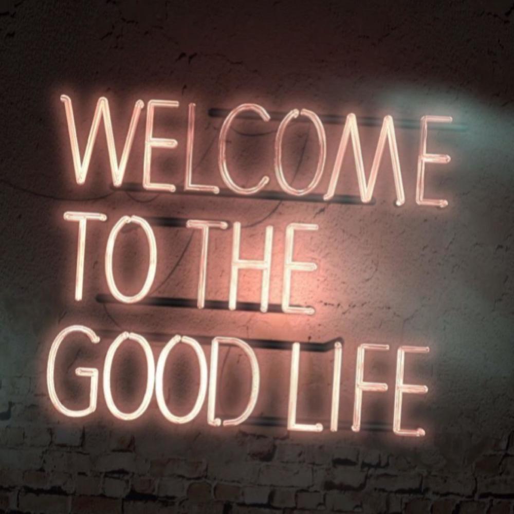 Good Life (feat. Louu)