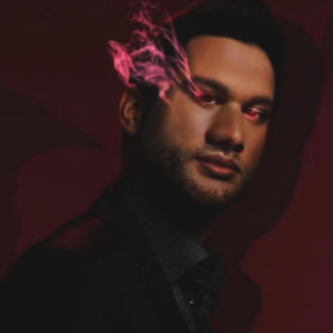 收聽Raymond Skywalker的Devil in LA (feat. Lauren German)歌詞歌曲