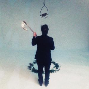 收聽Lucas Martí的Escondemos Música歌詞歌曲