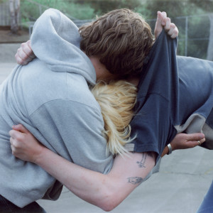 ดาวน์โหลดและฟังเพลง Bender พร้อมเนื้อเพลงจาก Bennett Coast