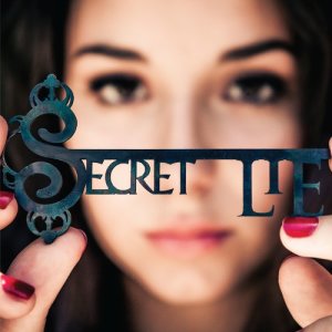 收聽Secret Lie的Clarity歌詞歌曲