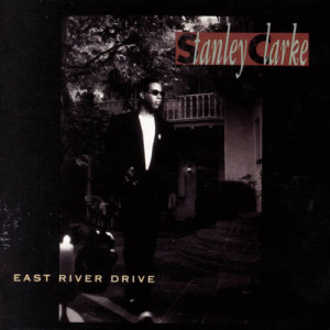 ดาวน์โหลดและฟังเพลง Fantasy Love พร้อมเนื้อเพลงจาก Stanley Clarke