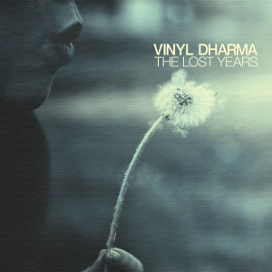 ดาวน์โหลดและฟังเพลง Light Me Up พร้อมเนื้อเพลงจาก Vinyl Dharma