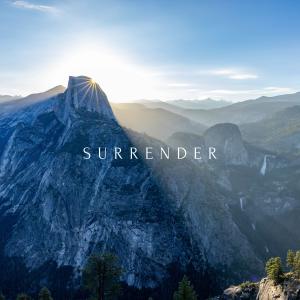 收聽Soulgarden的Surrender歌詞歌曲