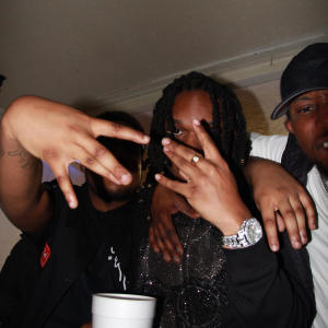 default playlist img