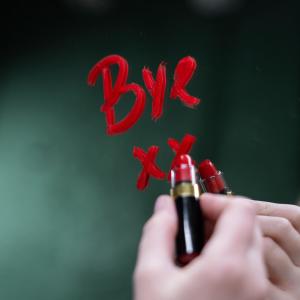 ดาวน์โหลดและฟังเพลง Need a Break พร้อมเนื้อเพลงจาก Umbraid