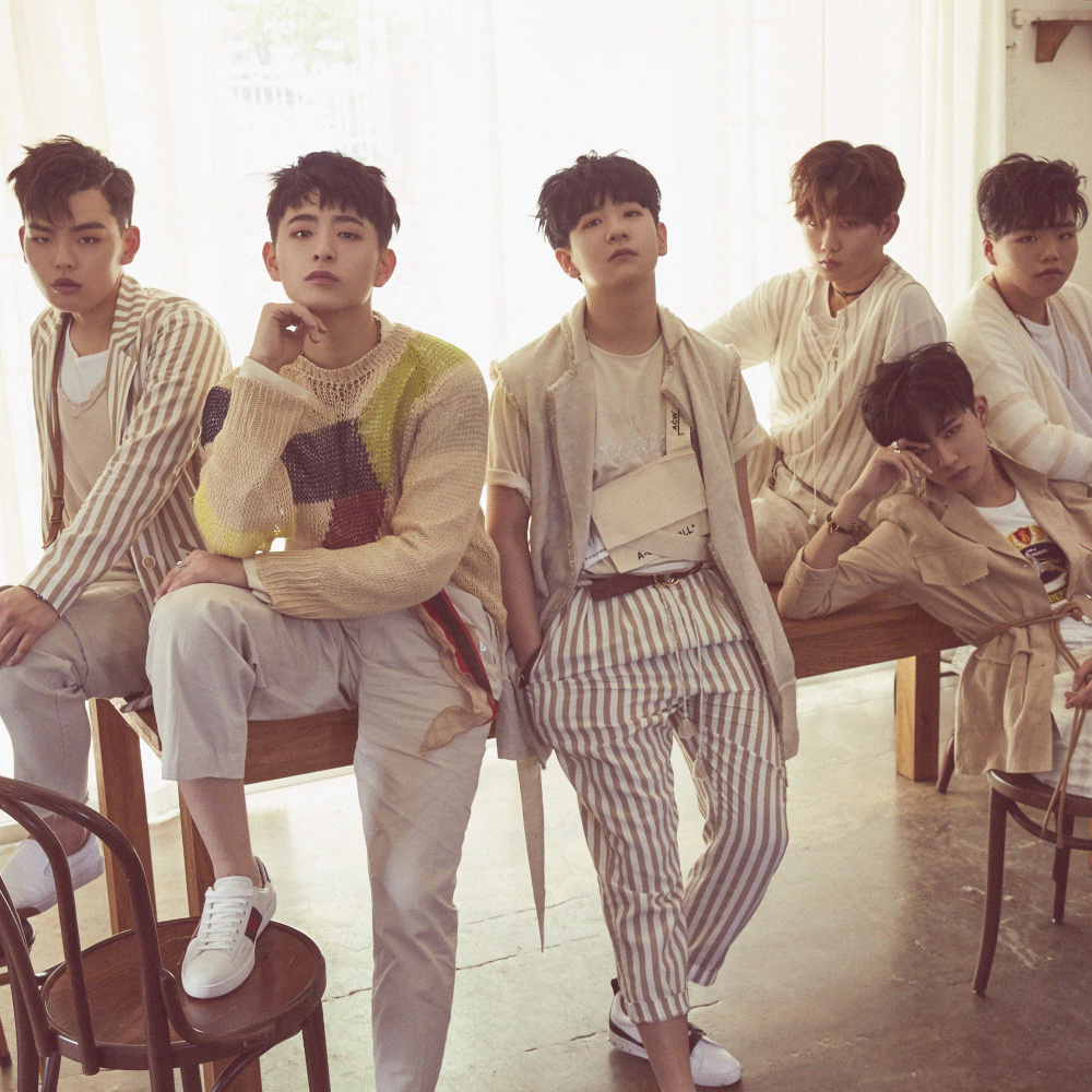 더 이스트라이트