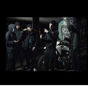 收聽England的Bop (Explicit)歌詞歌曲