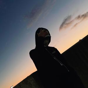 ดาวน์โหลดและฟังเพลง Legend (feat. catheadx2) พร้อมเนื้อเพลงจาก MellowYellow