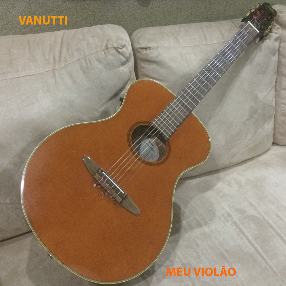 Emoção e Violão