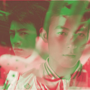 Dengarkan lagu I Never Told You(國) (Feat Han Jin)) nyanyian Edison Chen dengan lirik