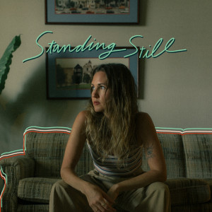 Dengarkan lagu Standing Still nyanyian Van Plating dengan lirik