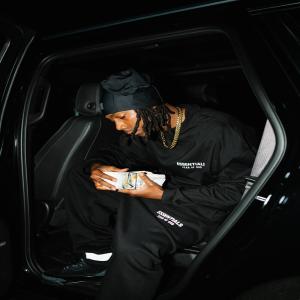 收聽NBT Wop的Put It In The Safe (Explicit)歌詞歌曲