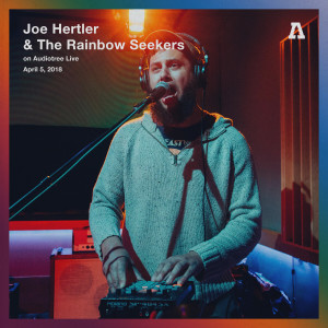 收聽Joe Hertler的Old Love (Audiotree Live Version)歌詞歌曲