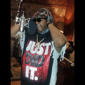 Dengarkan lagu Fed up Wit It (Explicit) nyanyian BLUE dengan lirik