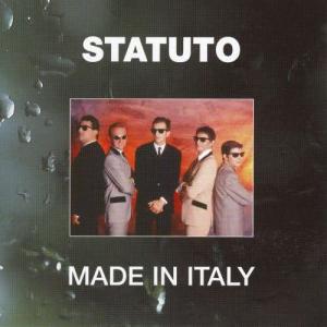 ดาวน์โหลดและฟังเพลง Moskowska (Digital Remaster 2004) พร้อมเนื้อเพลงจาก Statuto