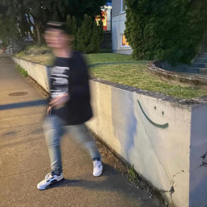 收聽MITCHELL BAY的Slide (Explicit)歌詞歌曲