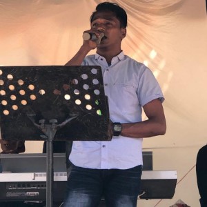 Dengarkan lagu Surah Al Waqiah nyanyian M.Nur Lamnga dengan lirik