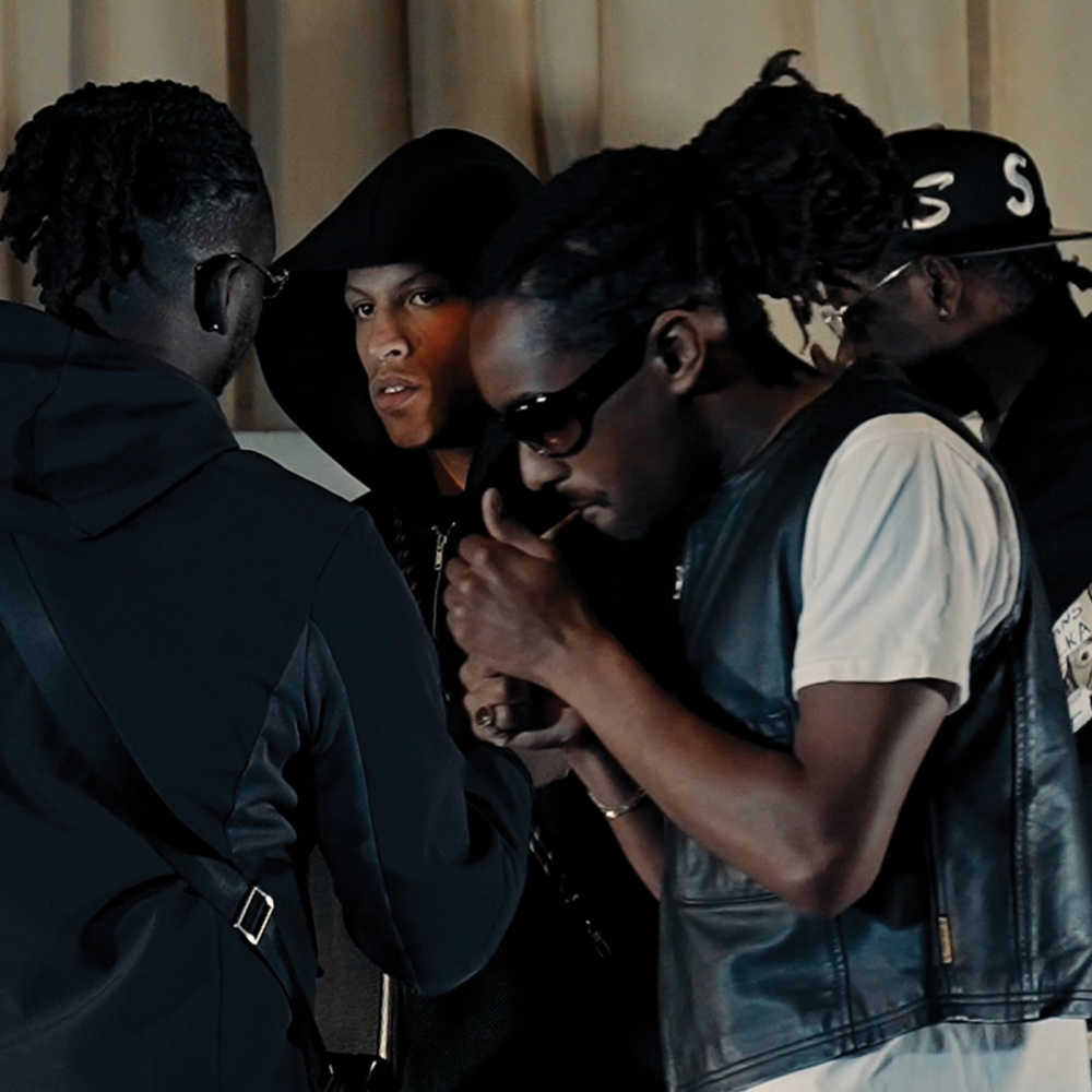 BRUIT DE SES PAS (Explicit)