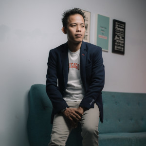 Dengarkan lagu Kecewa nyanyian Karaja dengan lirik