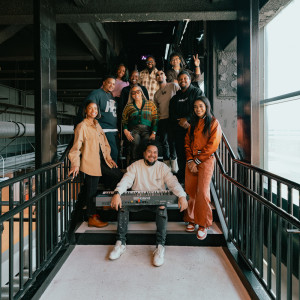 default playlist img