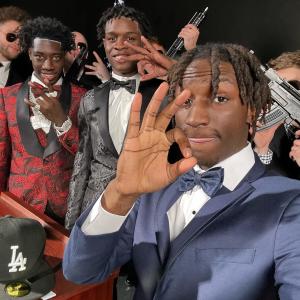 ดาวน์โหลดและฟังเพลง No Munchies 2 (feat. 2rare & Bril) (Explicit) พร้อมเนื้อเพลงจาก GE3Z