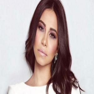 Dengarkan lagu بلجأ لمين nyanyian Sherine dengan lirik