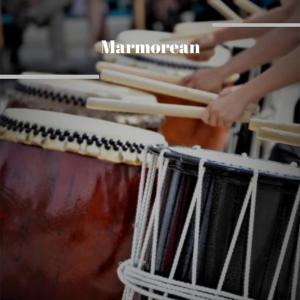 Dengarkan Marmorean lagu dari Tomy Adhy dengan lirik