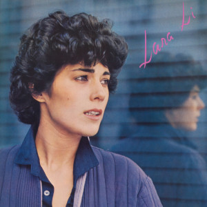 Listen to O Rapaz do Cubo Mágico song with lyrics from Lara Li