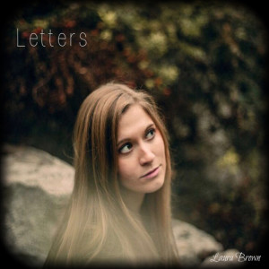 收听Laura Brown的Letters歌词歌曲