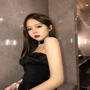 Dengarkan 蹭蹭抖抖 (EA7) lagu dari 王天缘 dengan lirik