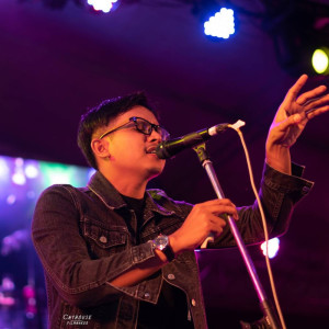 Listen to ลูกแม่ค้า song with lyrics from เมนทอล