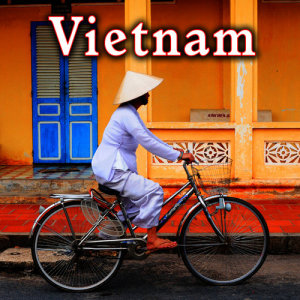 收聽Sound Ideas的Hanoi Vietnam: Small Town Street Ambience with Scooters, Voices & Heavy Activity歌詞歌曲