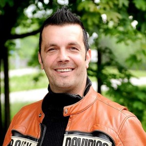 Listen to Življenje Je Ples (Radio Edit) song with lyrics from Rok Ferengja