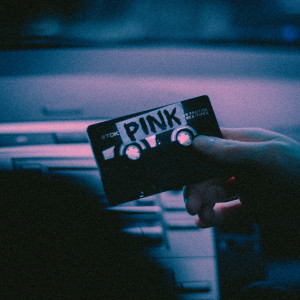 James Burki的專輯Pink