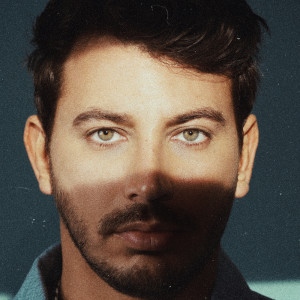 收聽לירן דנינו的לפקוח עיניים歌詞歌曲