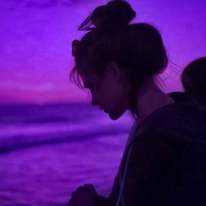Dengarkan green green grass lagu dari sped up viral audios dengan lirik