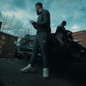 收聽Big YS的DINGERS + CLONE PLATES (feat. Dan Dan) (Explicit)歌詞歌曲