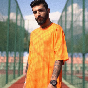 Listen to Saqqız song with lyrics from Etimat