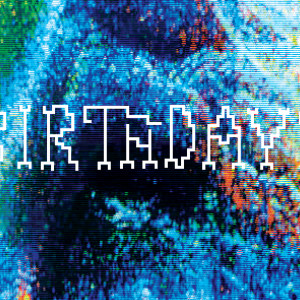 收聽Birthdays的Howolding Girls歌詞歌曲