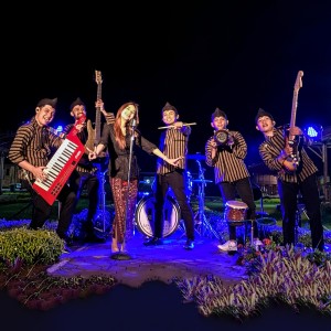ดาวน์โหลดและฟังเพลง Yok Ayok Ke TPS พร้อมเนื้อเพลงจาก Lana Lunk