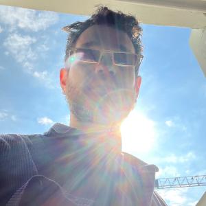 ดาวน์โหลดและฟังเพลง In The Sky (Explicit) พร้อมเนื้อเพลงจาก Middle Sky Boom