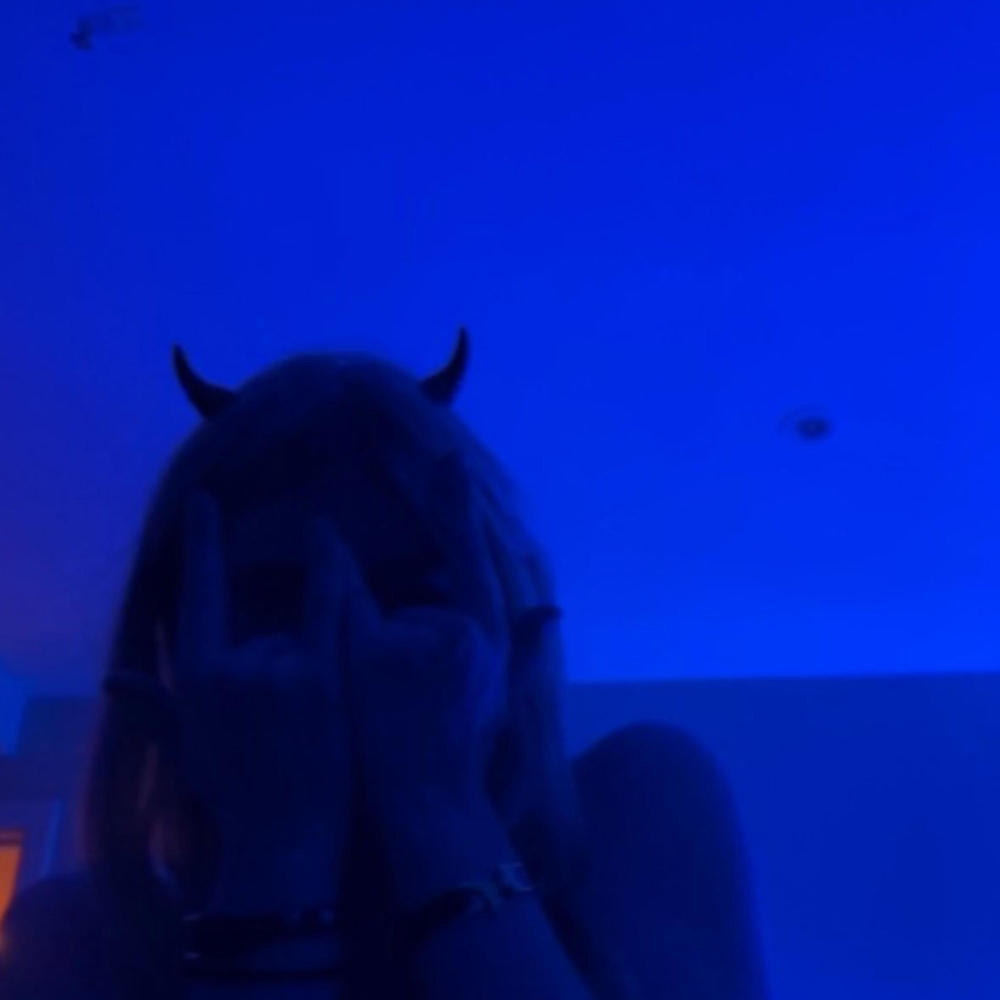 DE KVELDENE (Explicit)