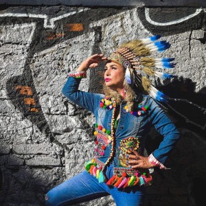 Listen to Luđakinja song with lyrics from Alka Vuica
