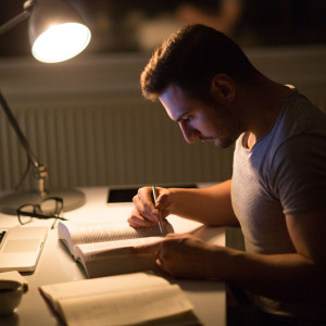 Stress Relief Helper的專輯Melodic Minds: Ambient Music for Intensive and Efficient Study