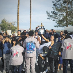 default playlist img