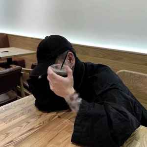 云兮阿妹的专辑挥手不是告别