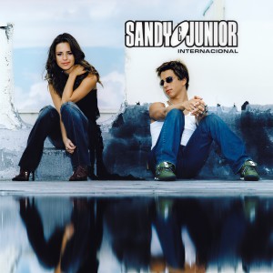 ดาวน์โหลดและฟังเพลง Love Never Fails พร้อมเนื้อเพลงจาก Sandy & Junior