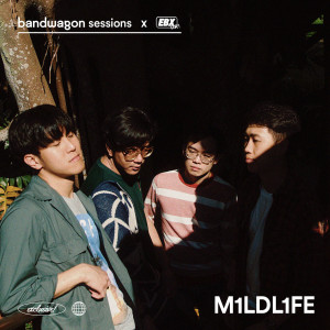 Dengarkan lagu How You Forget (Bandwagon Sessions x EBX Live! version) nyanyian M1LDL1FE dengan lirik
