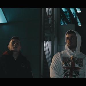 收聽Layo的HOODEROS (feat. CH RIOS) (Explicit)歌詞歌曲